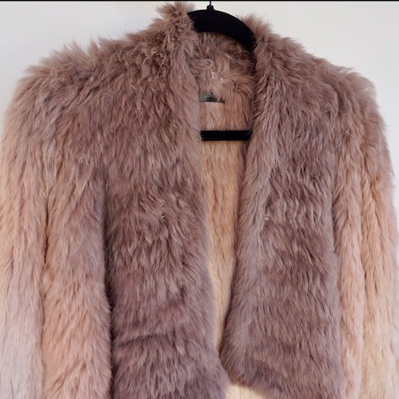 Love Token Rabbit shall. - Picture 2 of 6